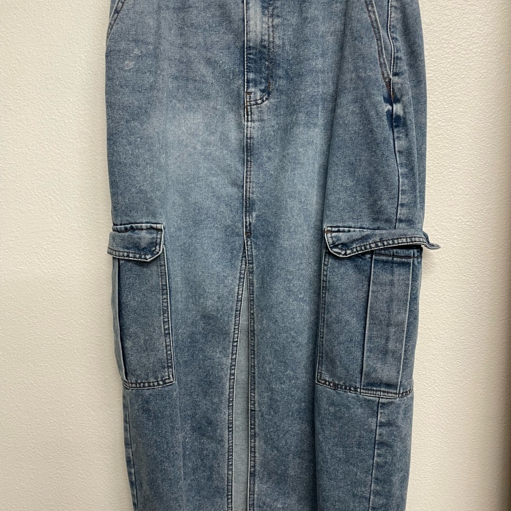 love, Fire Men's Relaxed Denim Cargo Jeans